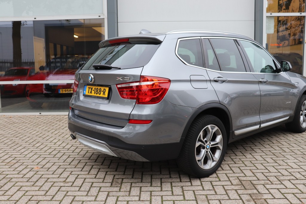 BMW-X3-XDRIVE 20I HIGH EXECUTIVE AUT/HEAD.UP/KEYLESS/ADAP.CR/LANEW.