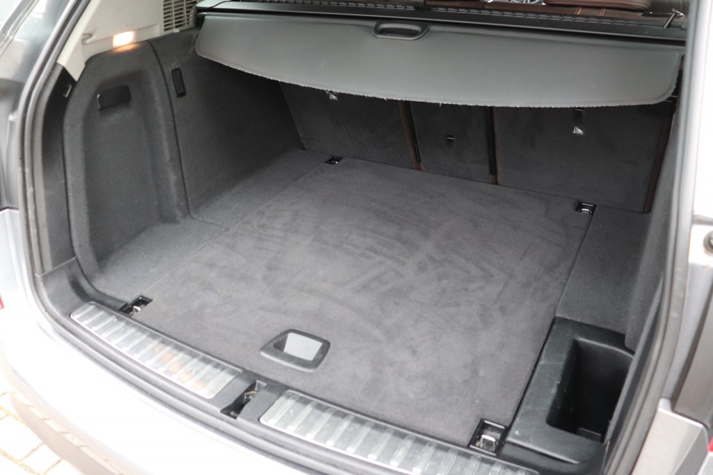 BMW-X3-XDRIVE 20I HIGH EXECUTIVE AUT/HEAD.UP/KEYLESS/ADAP.CR/LANEW.