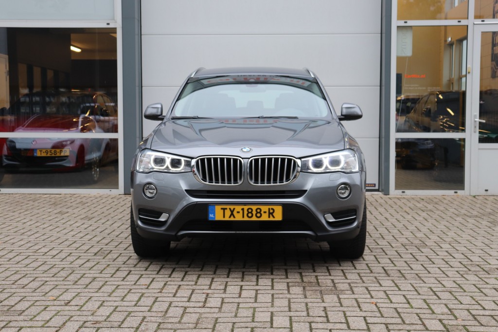 BMW-X3-XDRIVE 20I HIGH EXECUTIVE AUT/HEAD.UP/KEYLESS/ADAP.CR/LANEW.
