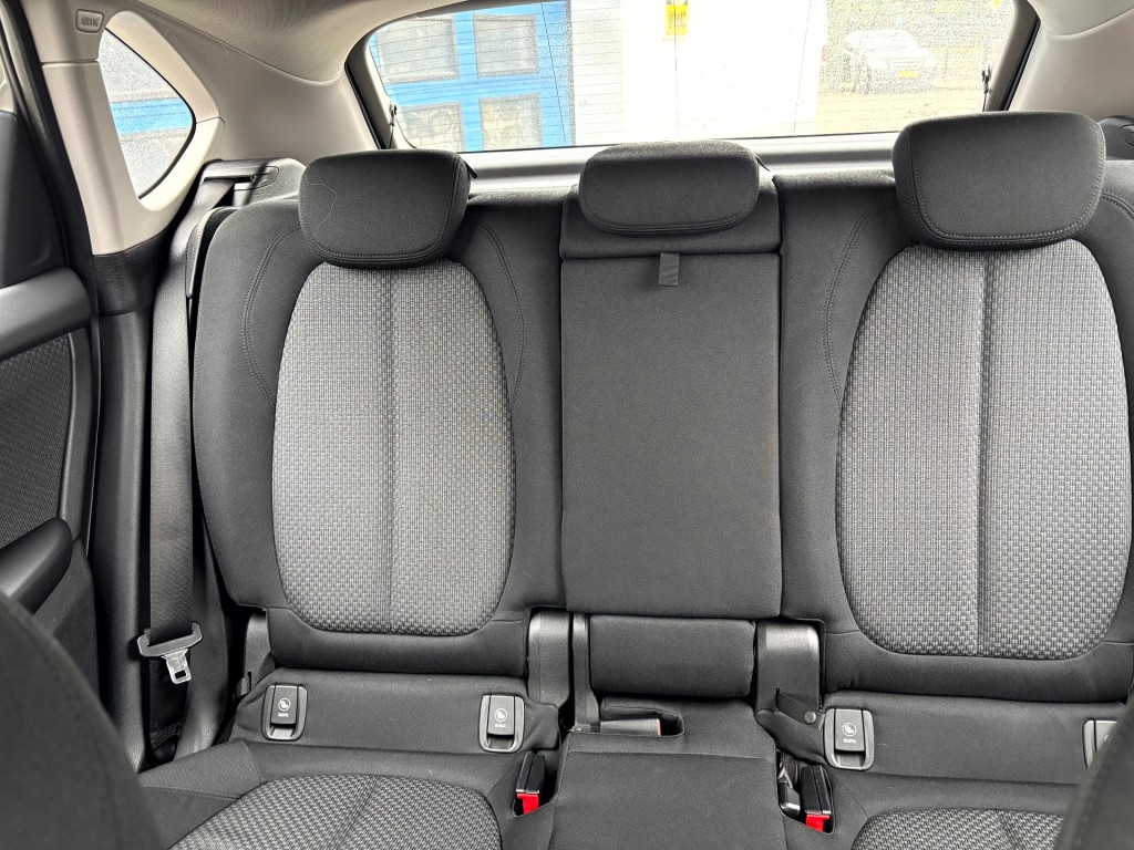 BMW-2-SERIE ACTIVE TOURER-218I EXECUTIVE - Topconditie, dealeronderhouden