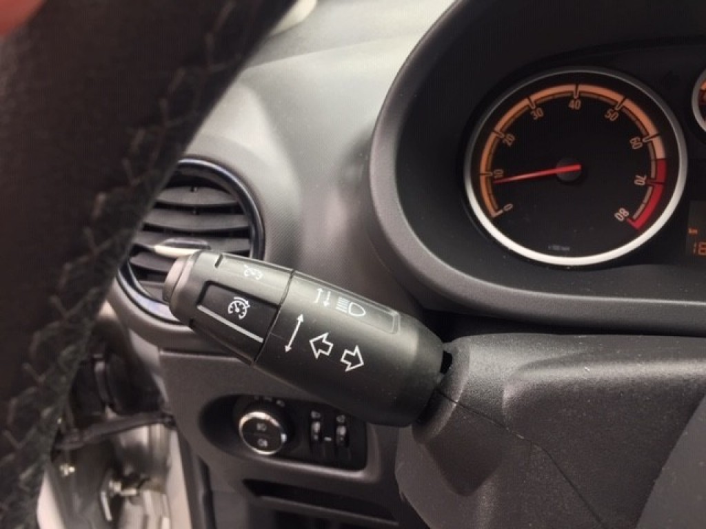 OPEL-CORSA-1.2 Anniversay Edition / AIRCO / CRUISE / NAVI / MULTIMEDIA