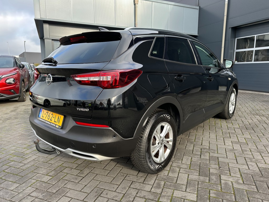 OPEL-GRANDLAND X-1.2 Turbo Aut. Innovation Camera Leder Trekhaak
