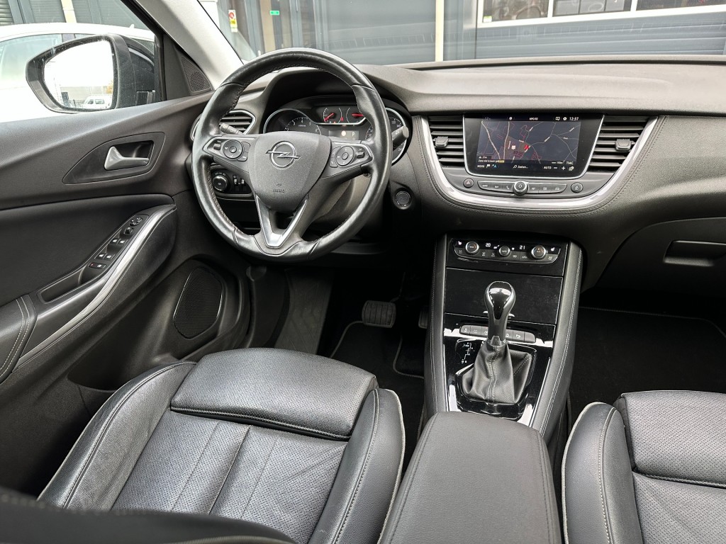 OPEL-GRANDLAND X-1.2 Turbo Aut. Innovation Camera Leder Trekhaak