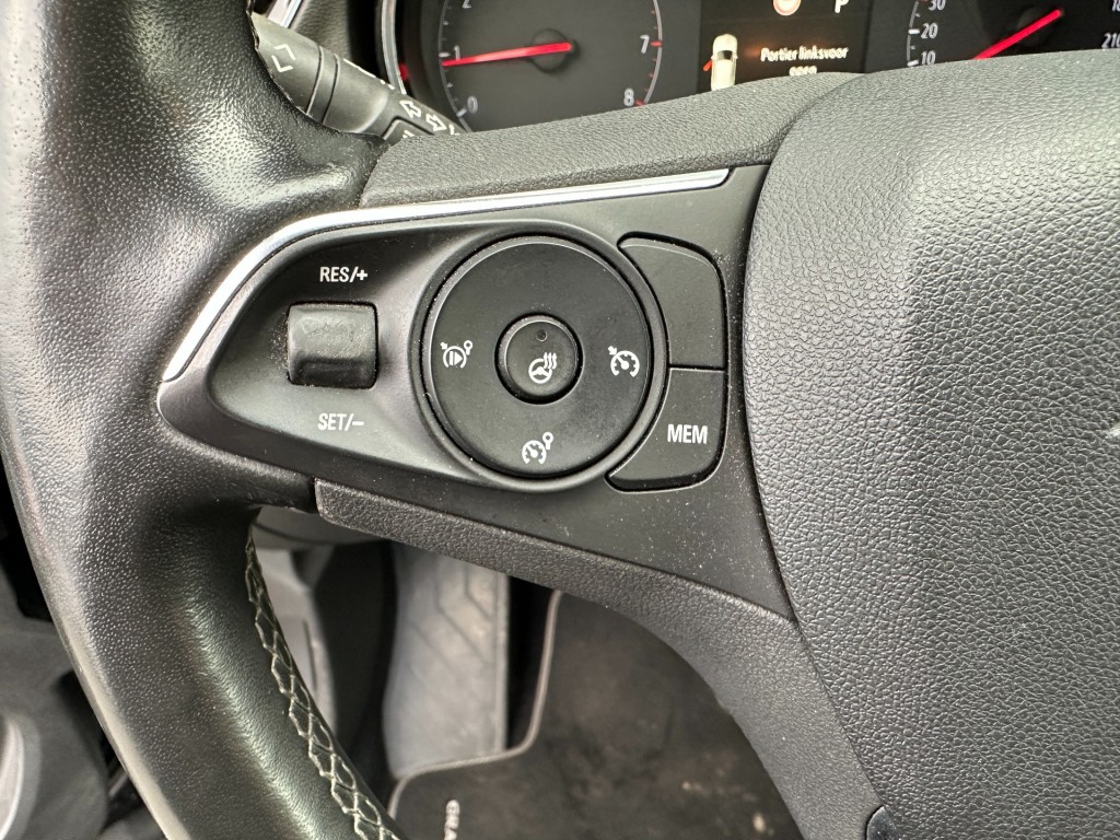 OPEL-GRANDLAND X-1.2 Turbo Aut. Innovation Camera Leder Trekhaak