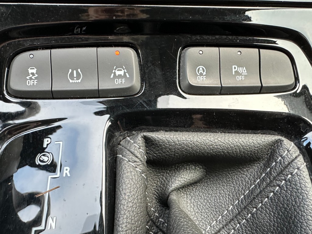 OPEL-GRANDLAND X-1.2 Turbo Aut. Innovation Camera Leder Trekhaak