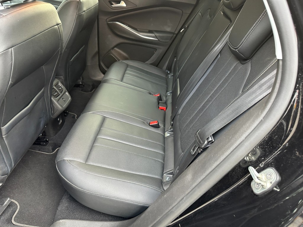 OPEL-GRANDLAND X-1.2 Turbo Aut. Innovation Camera Leder Trekhaak