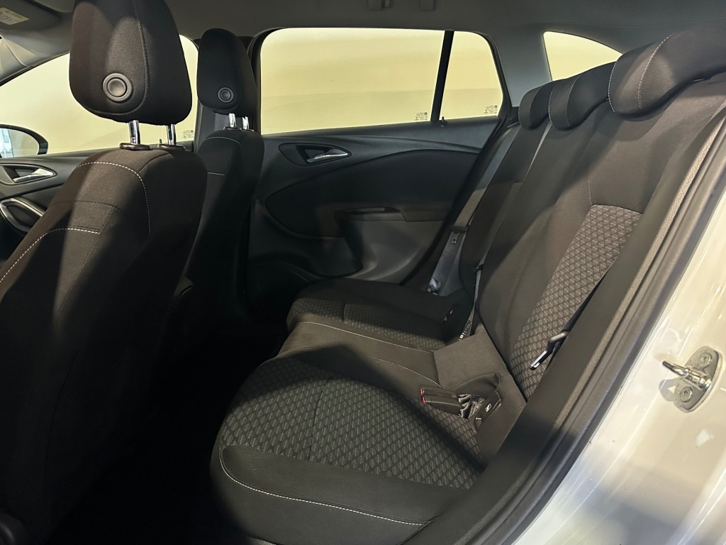 OPEL-ASTRA-1.0 EDITION NAP l TREKHAAK l AIRCO l LMV l ELEK RAMEN l