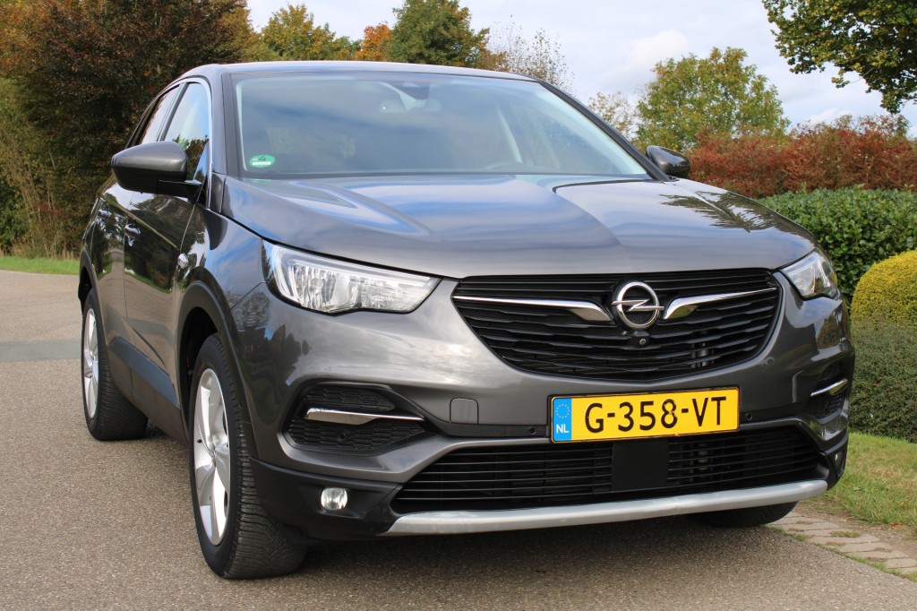 OPEL-GRANDLAND X-1.6T 181pk Innovation Automaat ECC/ACC/camera/navi/trekhaak