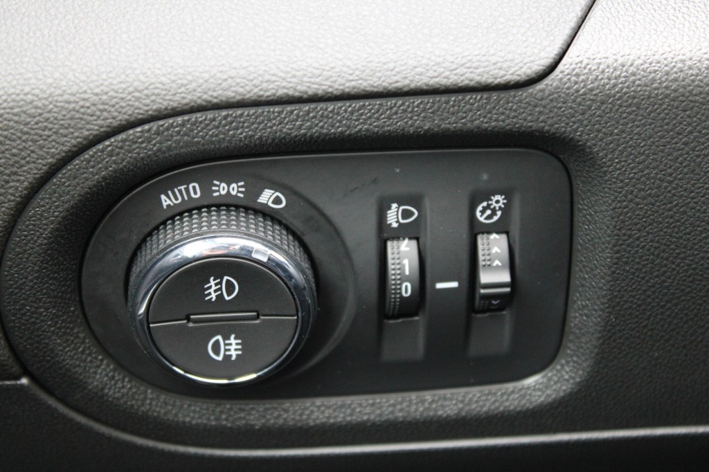 OPEL-GRANDLAND X-1.6T 181pk Innovation Automaat ECC/ACC/camera/navi/trekhaak