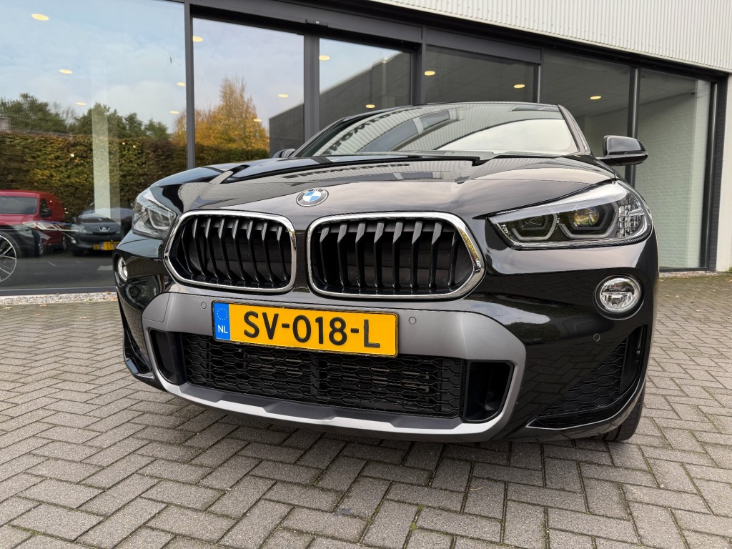 BMW-X2-sDrive18i M-Sport,HUD,LED,Leer,Camera,NaviPro,Dealer OH,Stoelverw