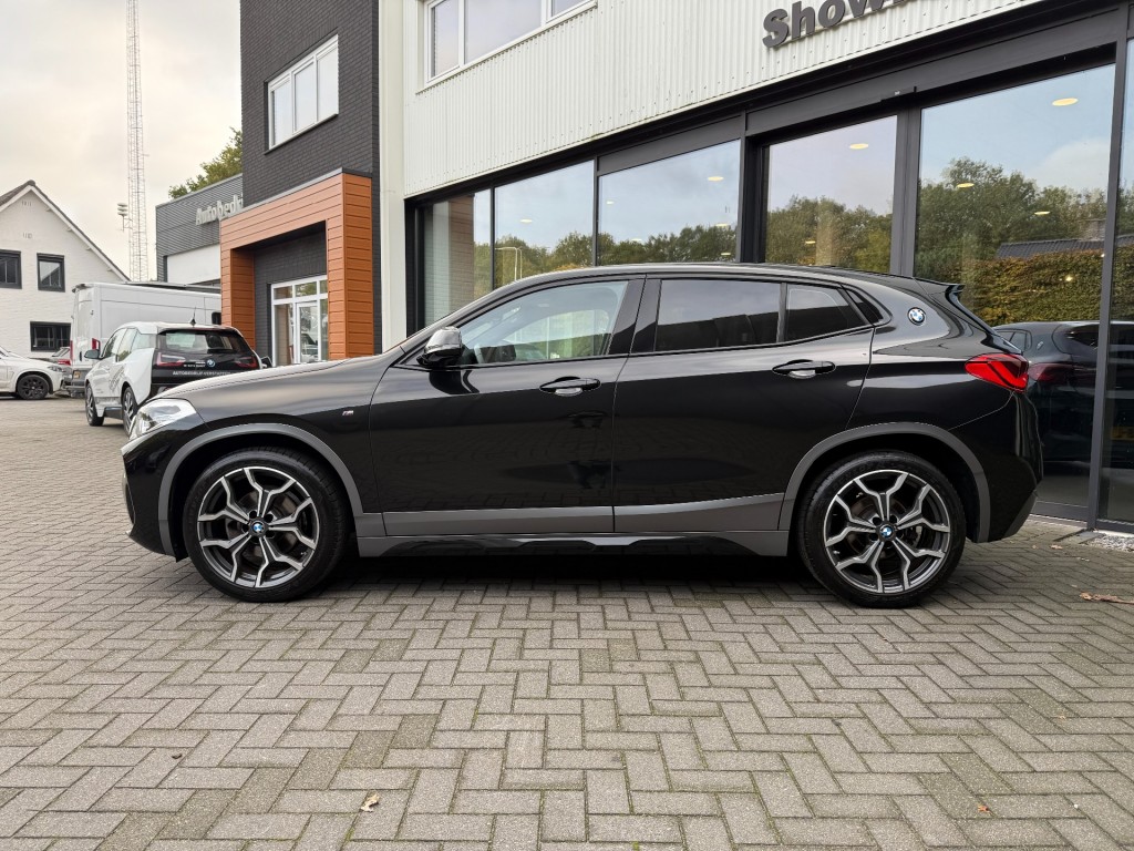 BMW-X2-sDrive18i M-Sport,HUD,LED,Leer,Camera,NaviPro,Dealer OH,Stoelverw