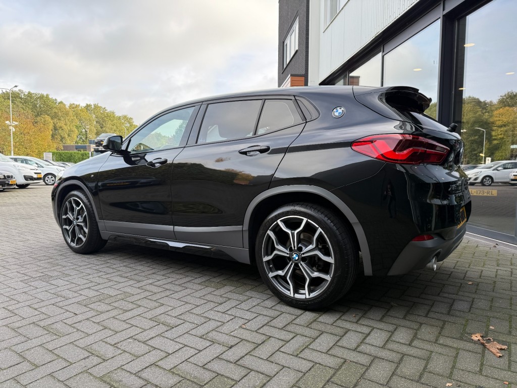 BMW-X2-sDrive18i M-Sport,HUD,LED,Leer,Camera,NaviPro,Dealer OH,Stoelverw