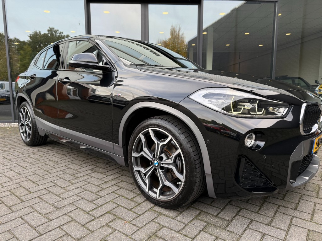 BMW-X2-sDrive18i M-Sport,HUD,LED,Leer,Camera,NaviPro,Dealer OH,Stoelverw