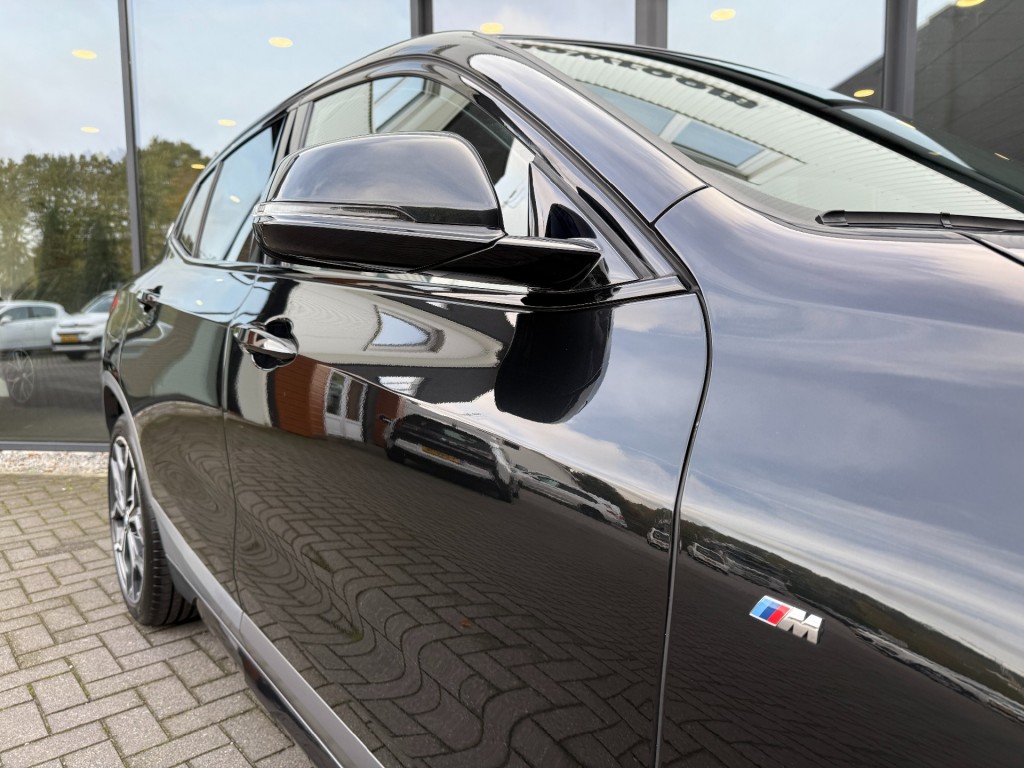 BMW-X2-sDrive18i M-Sport,HUD,LED,Leer,Camera,NaviPro,Dealer OH,Stoelverw