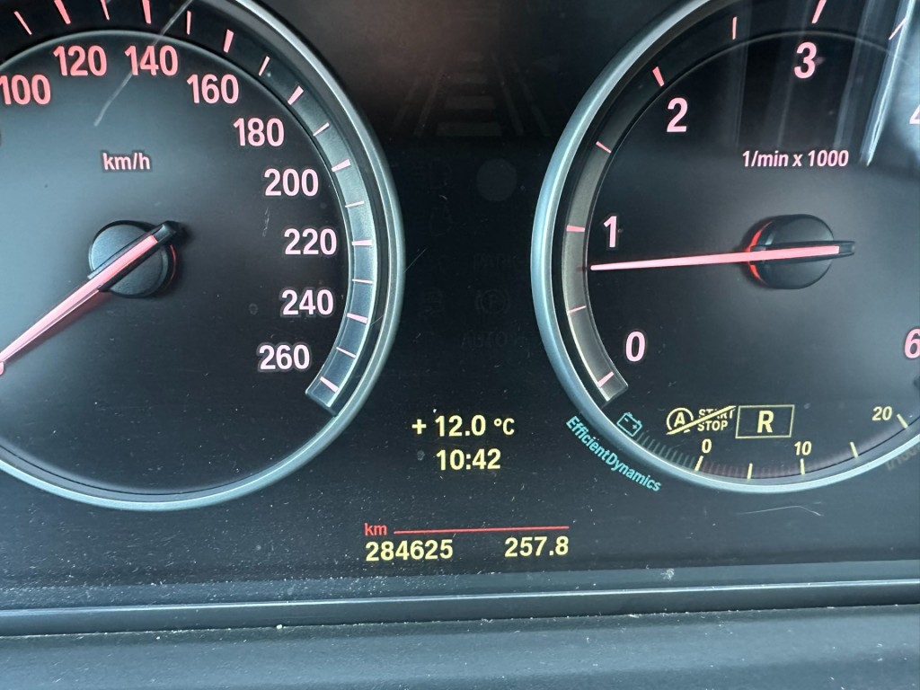 BMW-5-SERIE-530 D, Automaat, M Pakket, Leer, winter en zomerset, nw APK,NAP, nw. remmen