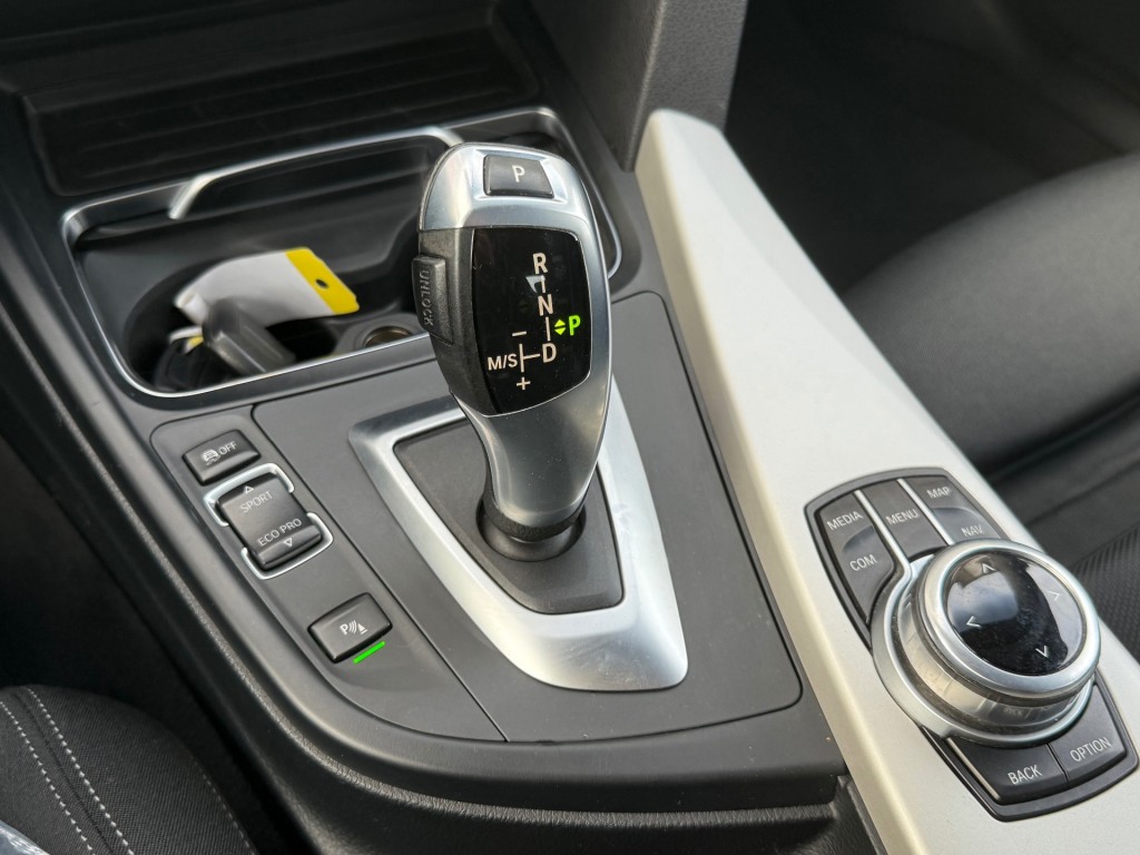 BMW-4-SERIE GRAN COUPE-420I Corporate Lease Executive Aut. Navi Pdc NL-auto!