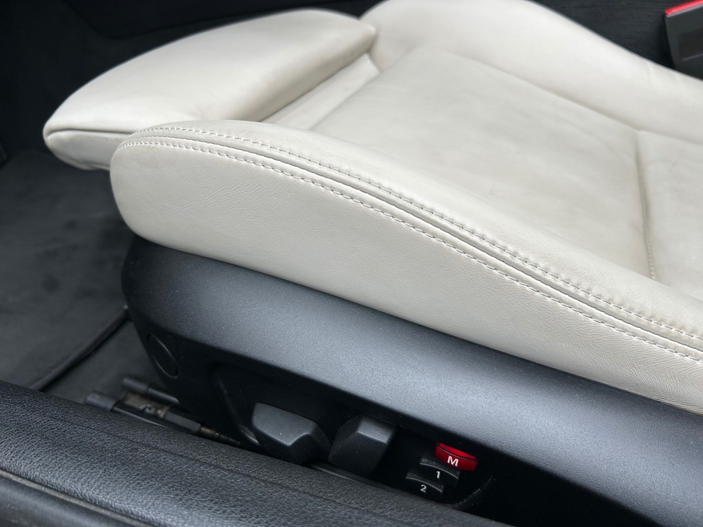 BMW-Z4-sDrive23i Aut. Sportstoelen Leder Navi prof. Cruise PDC Xenon