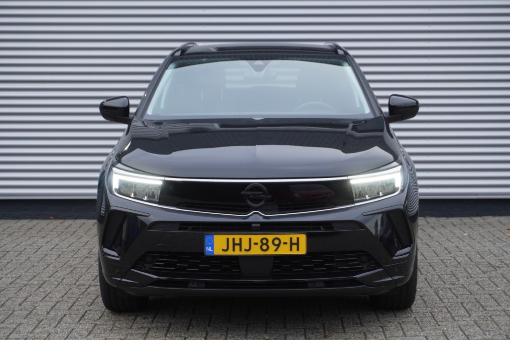 OPEL-GRANDLAND-1.2 Turbo GS / Camera + PDC / Navi Pro / 18 inch / DAB+