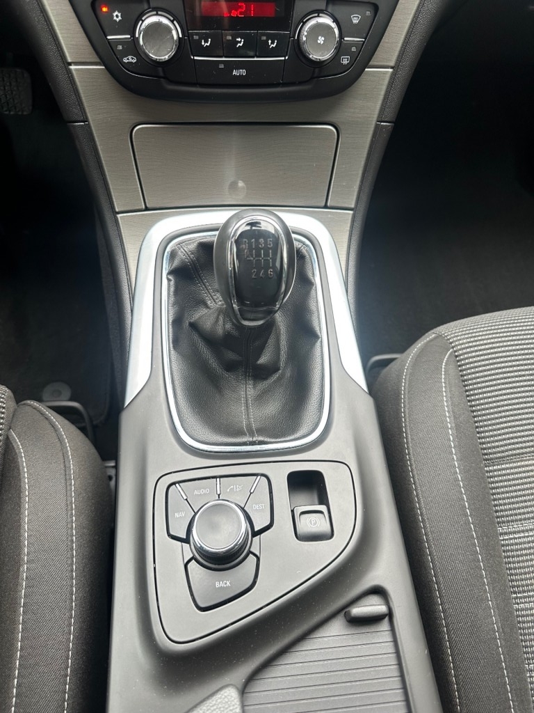 OPEL-INSIGNIA-SPORTS TOURER SW (nieuwe distributieketting)