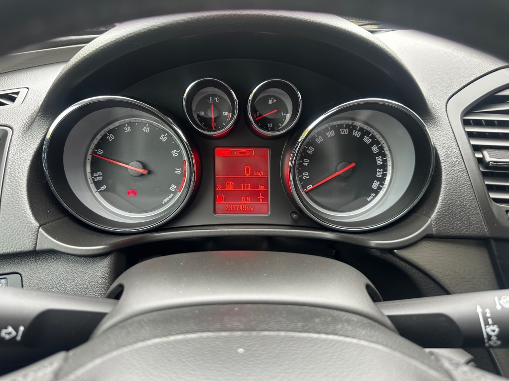 OPEL-INSIGNIA-SPORTS TOURER SW (nieuwe distributieketting)