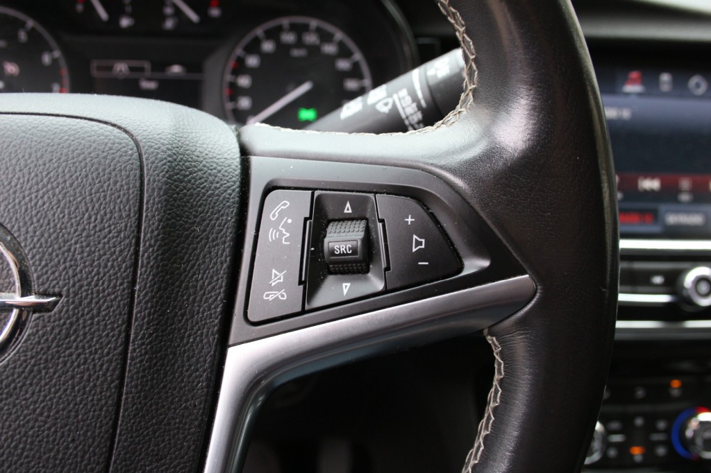 OPEL-MOKKA X-1.4 Turbo Innovation, Halfleer, PDC, Camera, Lichtm. Navi, Cruise