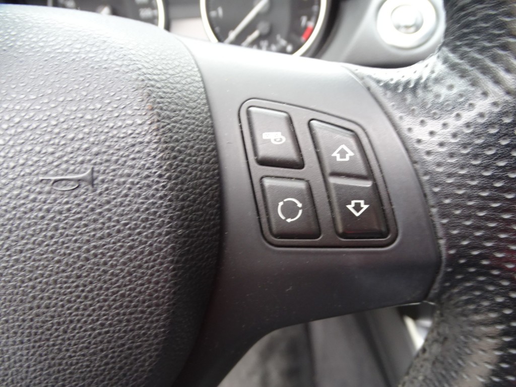 BMW-1-SERIE-120I HIGH EXECUTIVE  CABRIO M PAKKET LEER AIRCO ELECTRISCH DAK