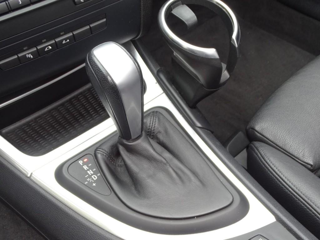 BMW-1-SERIE-120I HIGH EXECUTIVE  CABRIO M PAKKET LEER AIRCO ELECTRISCH DAK