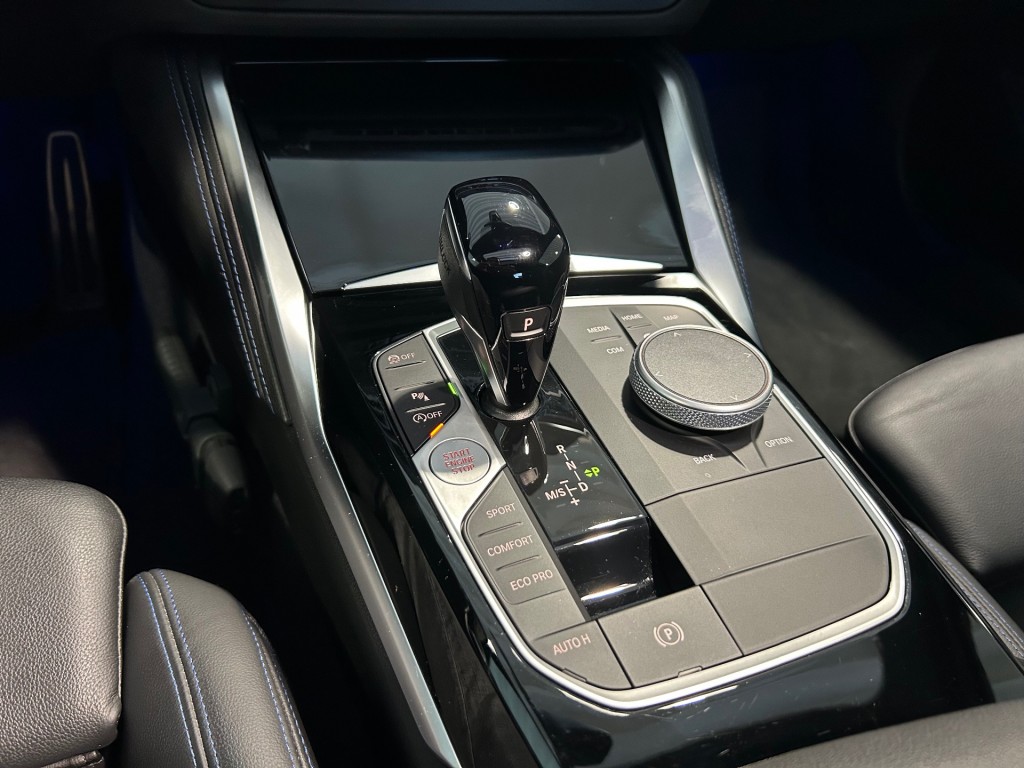 BMW-2-SERIE-Coupe 220i M Sport Shadow S.dak Leder LED Sfeerlicht L-Cockpit NL-auto