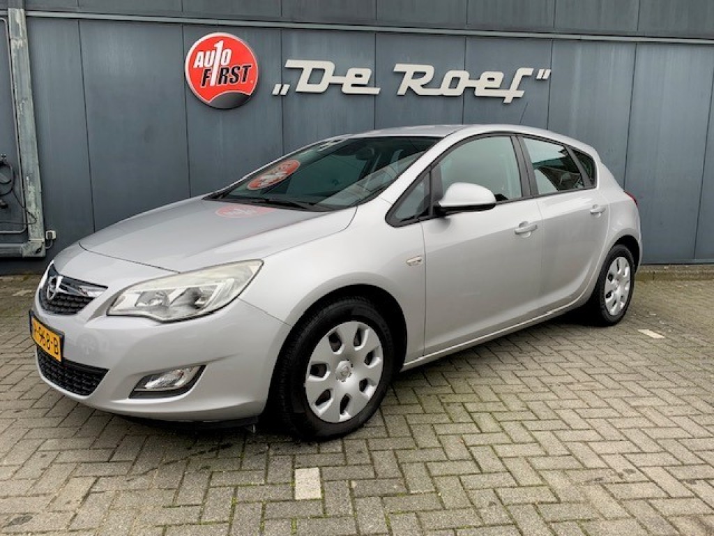 OPEL-ASTRA-1.6 SELECTION AIRCO  CRUISE  71 dKM!!!!!