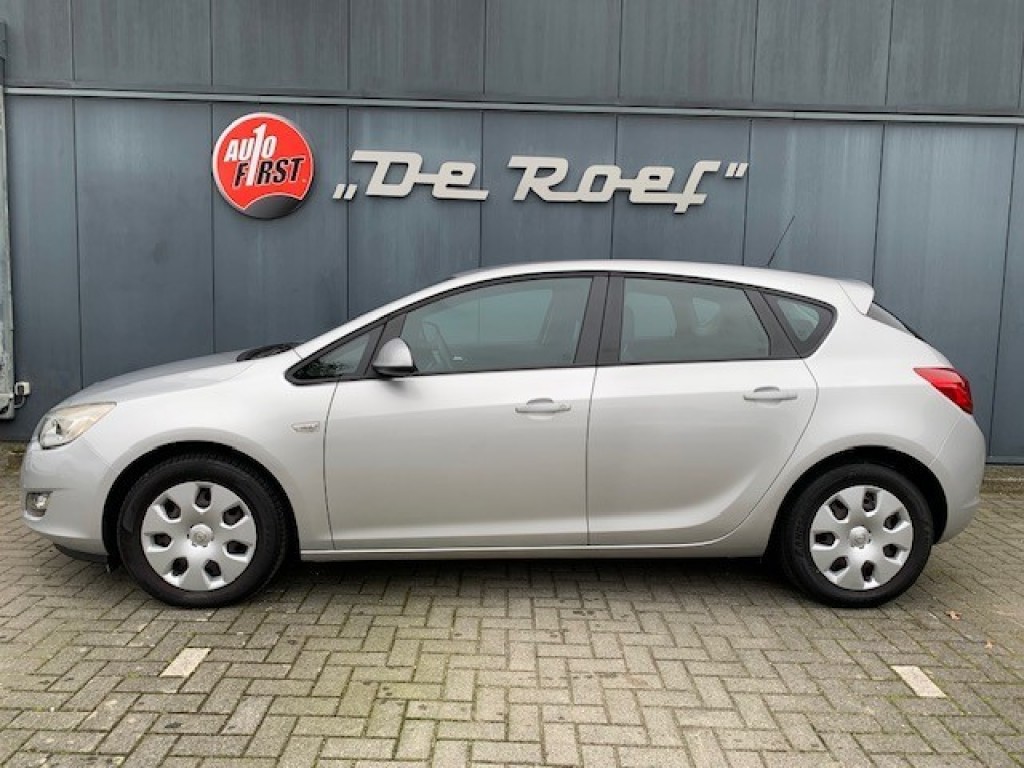 OPEL-ASTRA-1.6 SELECTION AIRCO  CRUISE  71 dKM!!!!!