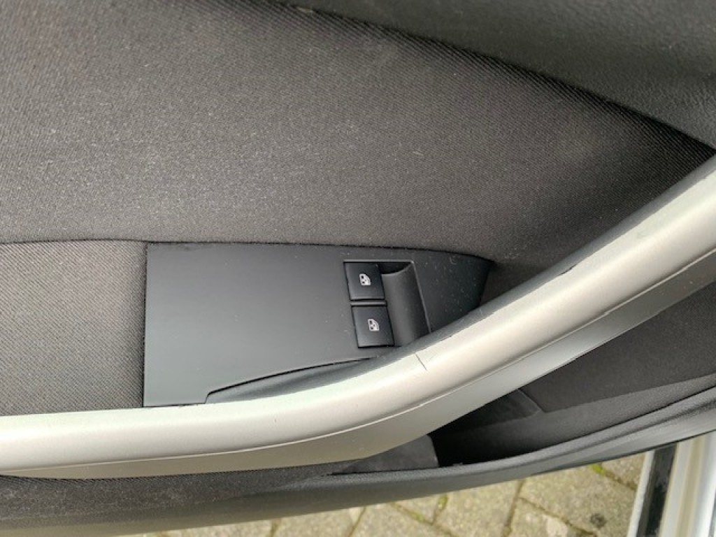 OPEL-ASTRA-1.6 SELECTION AIRCO  CRUISE  71 dKM!!!!!