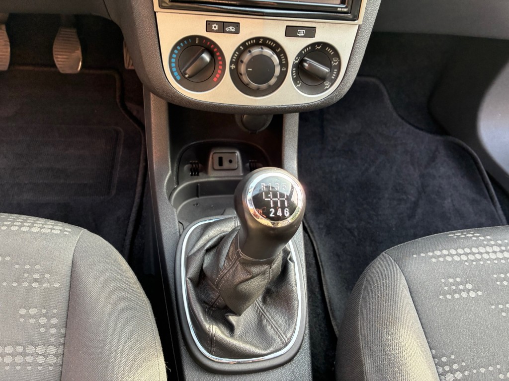 OPEL-CORSA-1.6-16V T Color Edition OPC-Line