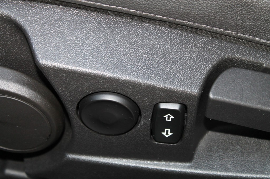 OPEL-INSIGNIA-1.6 T INNOVATION CLIMA CAMERA LEER TREKHAAK