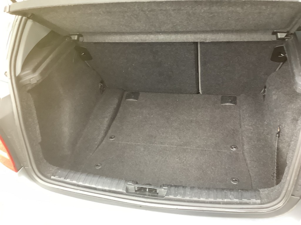 BMW-1-SERIE-116I gereviseerde motor