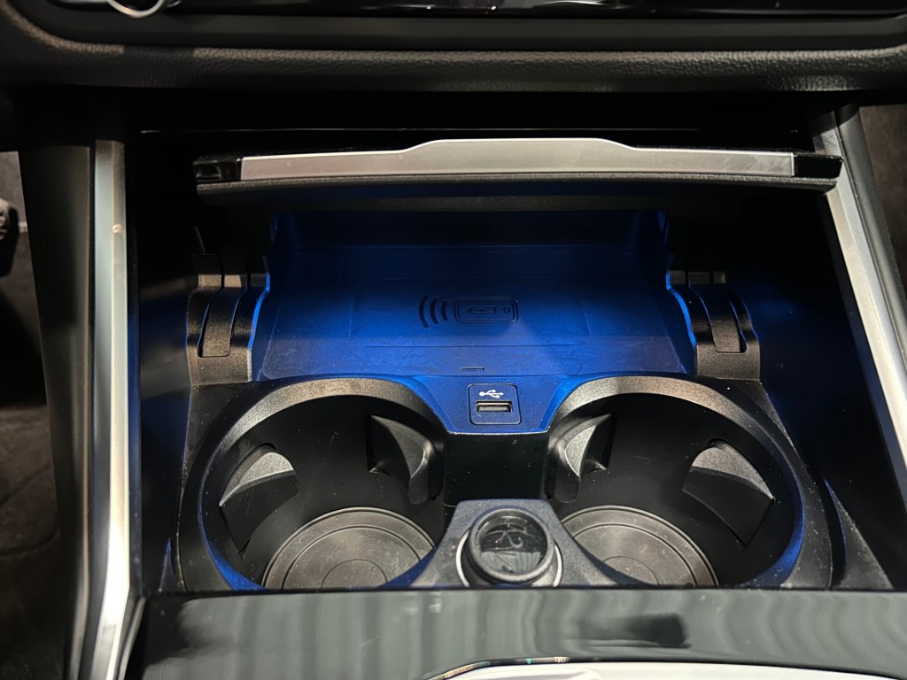 BMW-3-SERIE-Touring 330e xDrive Pano ACC Leder H/K Sfeerlicht L-Cockpit Trekhaak