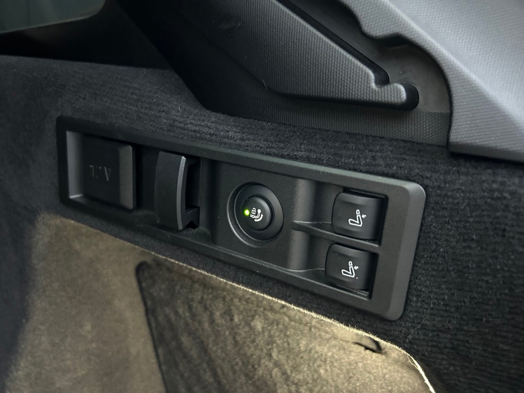 BMW-3-SERIE-Touring 330e xDrive Pano ACC Leder H/K Sfeerlicht L-Cockpit Trekhaak