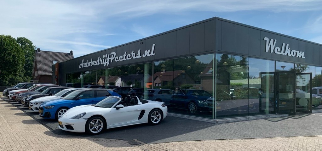 BMW-3-SERIE-Touring 330e xDrive Pano ACC Leder H/K Sfeerlicht L-Cockpit Trekhaak