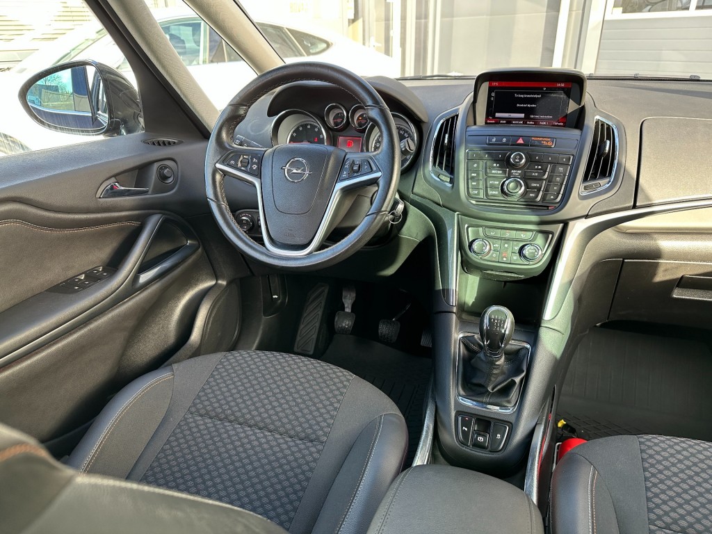 OPEL-ZAFIRA-Tourer 1.4T.Cosmo 7 persoons! 1e eigenaar! Navigatie, airco, PDC, trekhaak