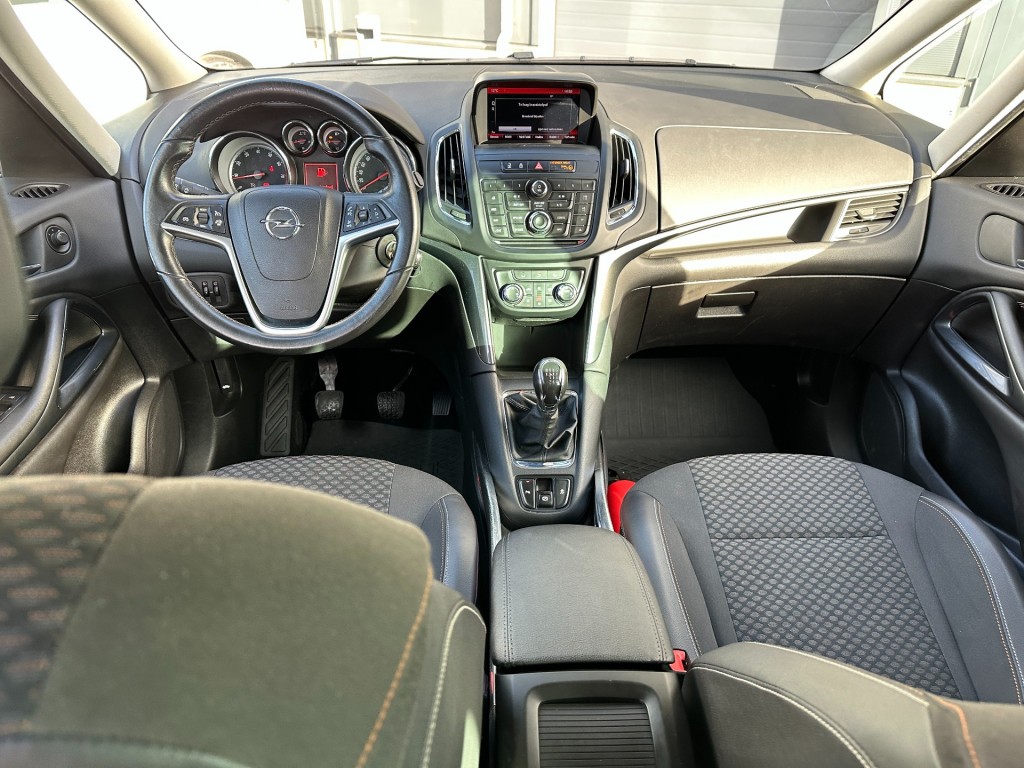 OPEL-ZAFIRA-Tourer 1.4T.Cosmo 7 persoons! 1e eigenaar! Navigatie, airco, PDC, trekhaak