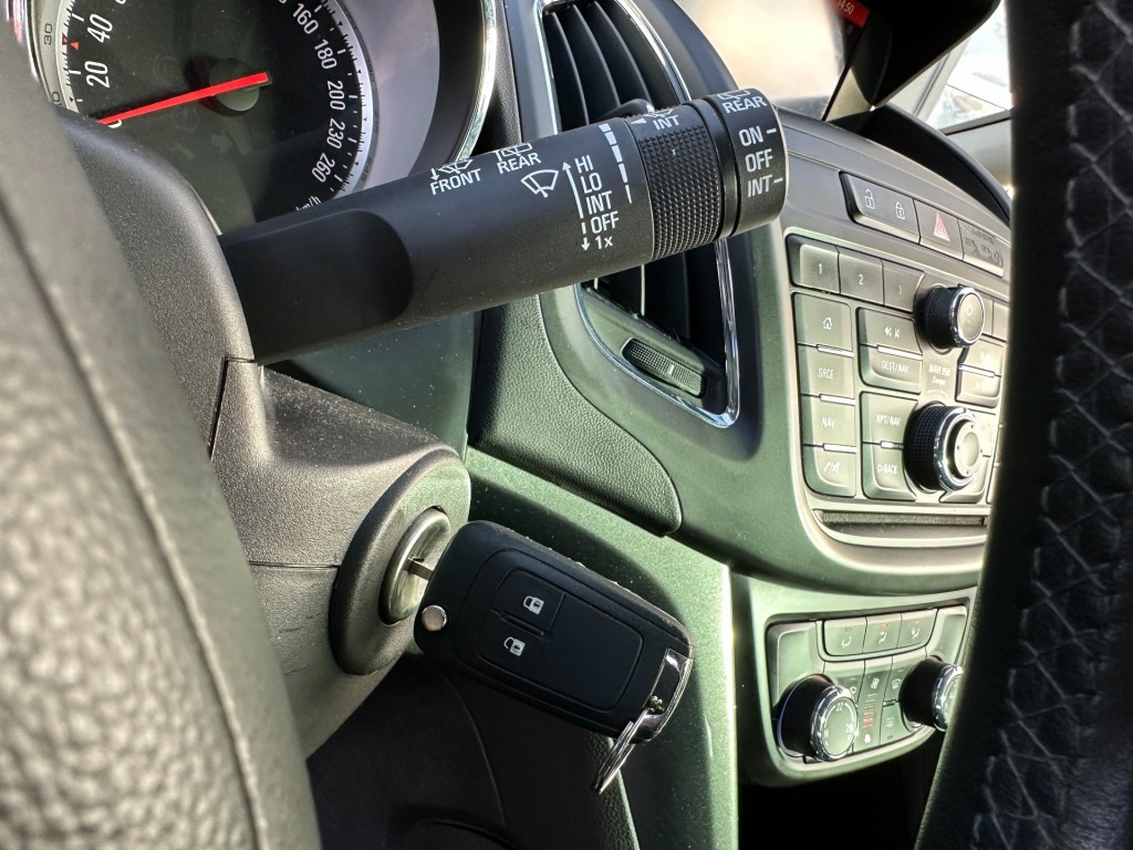 OPEL-ZAFIRA-Tourer 1.4T.Cosmo 7 persoons! 1e eigenaar! Navigatie, airco, PDC, trekhaak