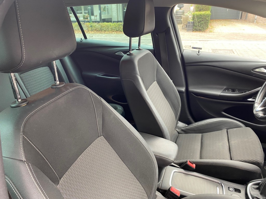 OPEL-ASTRA-SPORTS TOURER 1.6 CDTI BUSINESS EXECUTIVE / TREKHAAK / NAVI