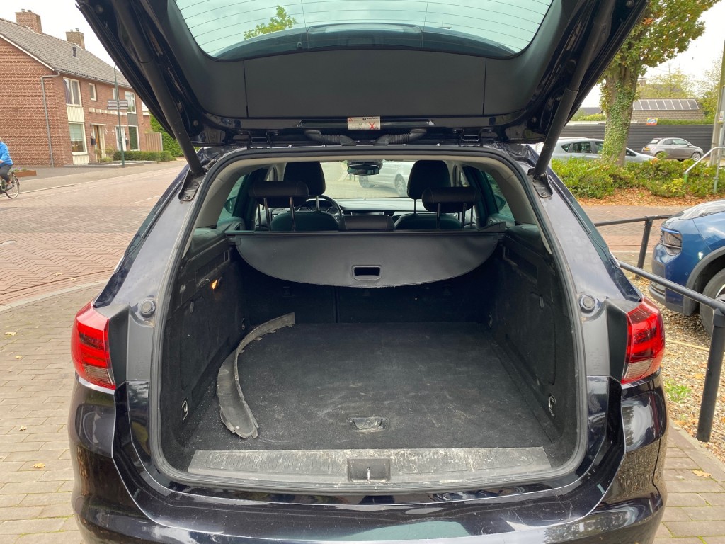 OPEL-ASTRA-SPORTS TOURER 1.6 CDTI BUSINESS EXECUTIVE / TREKHAAK / NAVI