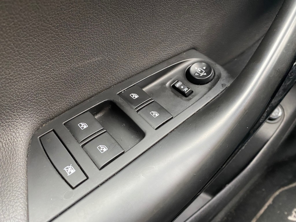 OPEL-ASTRA-SPORTS TOURER 1.6 CDTI BUSINESS EXECUTIVE / TREKHAAK / NAVI