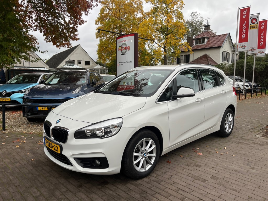 BMW-2-SERIE ACTIVE TOURER-218I EXECUTIVE / NAVI / TREKHAAK / CRUISE CTR. / PDC / AIRCO-ECC