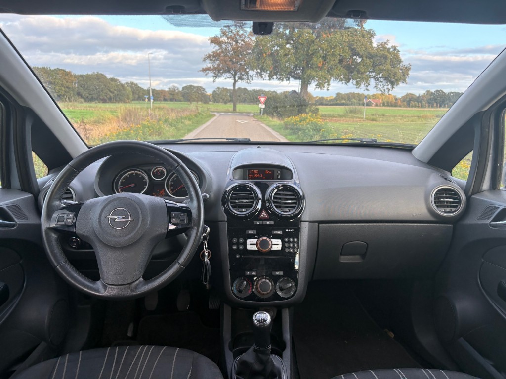 OPEL-CORSA-1.4-16V 111 EDITION / AIRCO / 5 DRS / 1E EIGENAAR