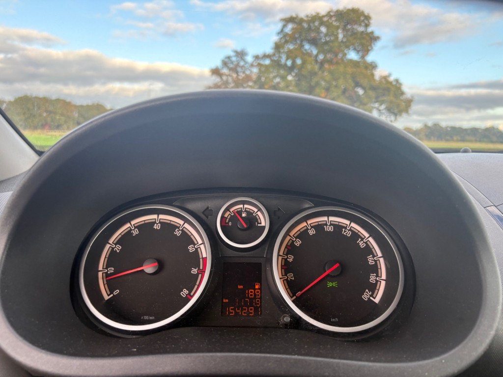 OPEL-CORSA-1.4-16V 111 EDITION / AIRCO / 5 DRS / 1E EIGENAAR