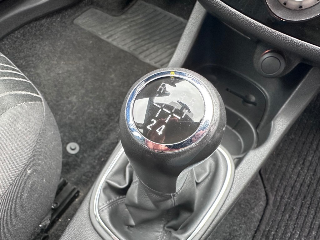 OPEL-CORSA-1.2-16V 111 Edition