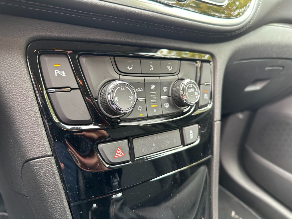 OPEL-MOKKA-X 1.4 Turbo Innovation Keyless / Camera / Carplay