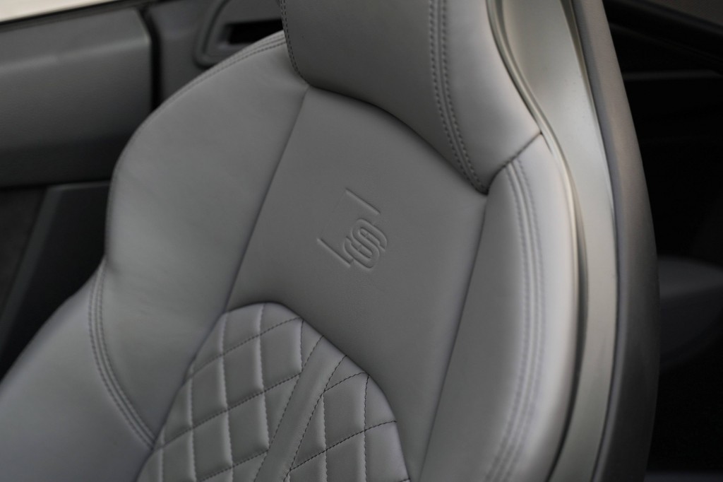 AUDI-S5-Cabrio 3.0 TFSI Quattro