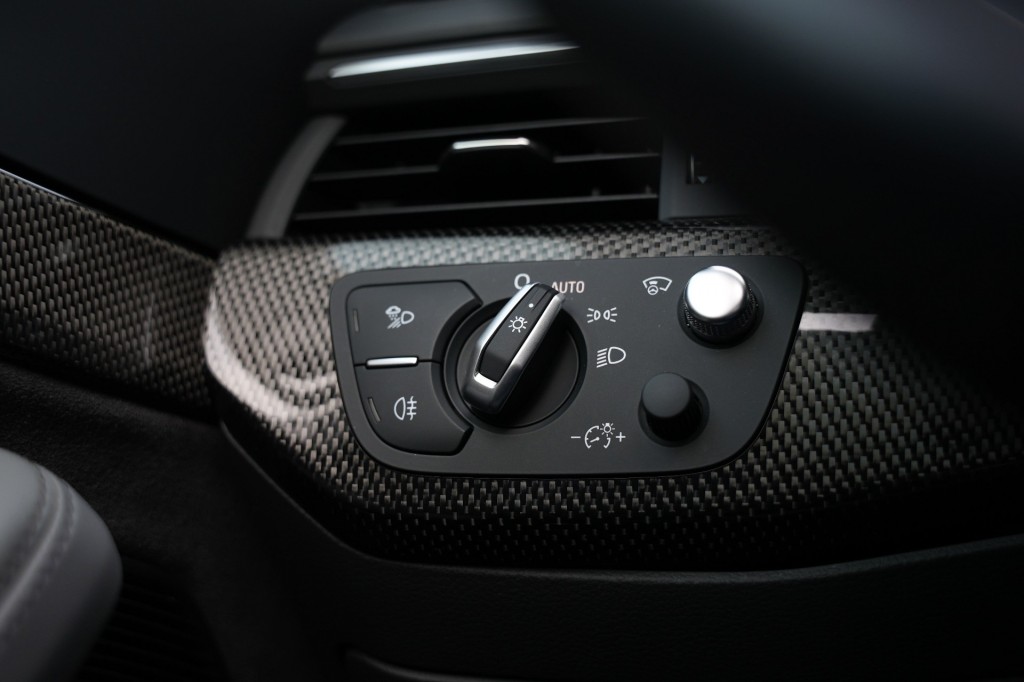 AUDI-S5-Cabrio 3.0 TFSI Quattro